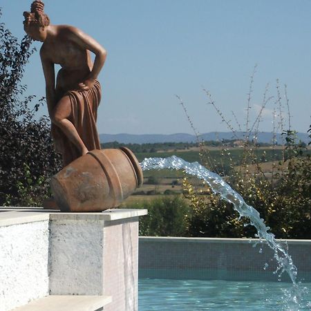 Hotel Il Pietreto Colle Val D'Elsa Luaran gambar