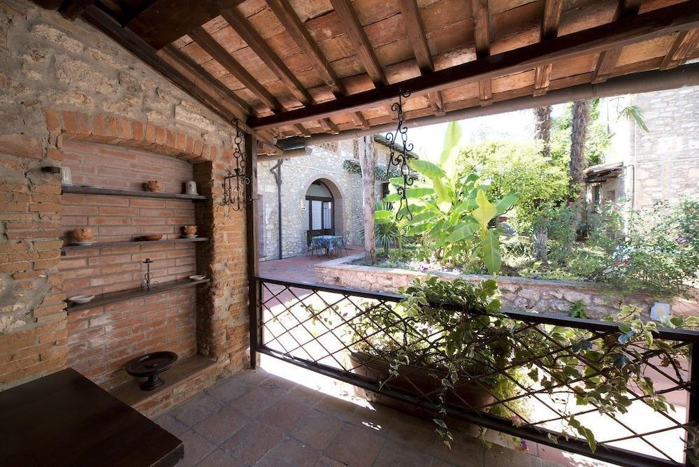 Hotel Il Pietreto Colle Val D'Elsa Luaran gambar