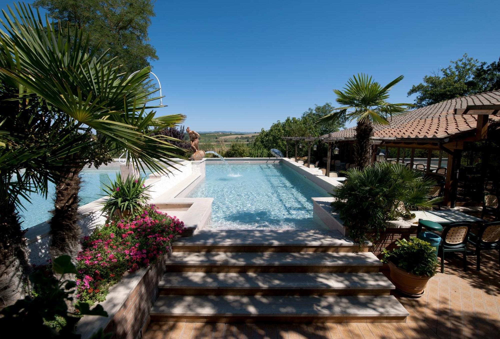 Hotel Il Pietreto Colle Val D'Elsa Luaran gambar