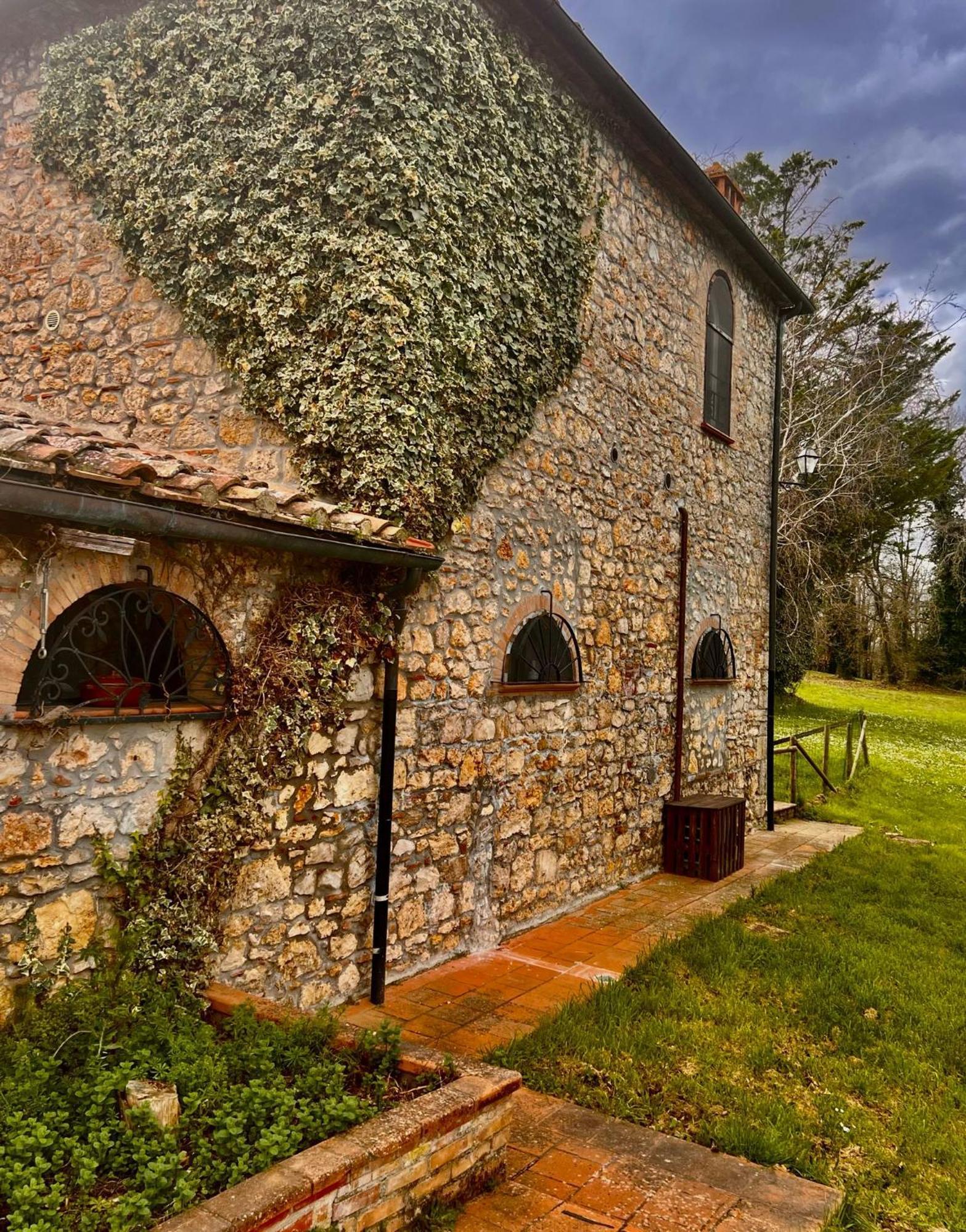 Hotel Il Pietreto Colle Val D'Elsa Luaran gambar