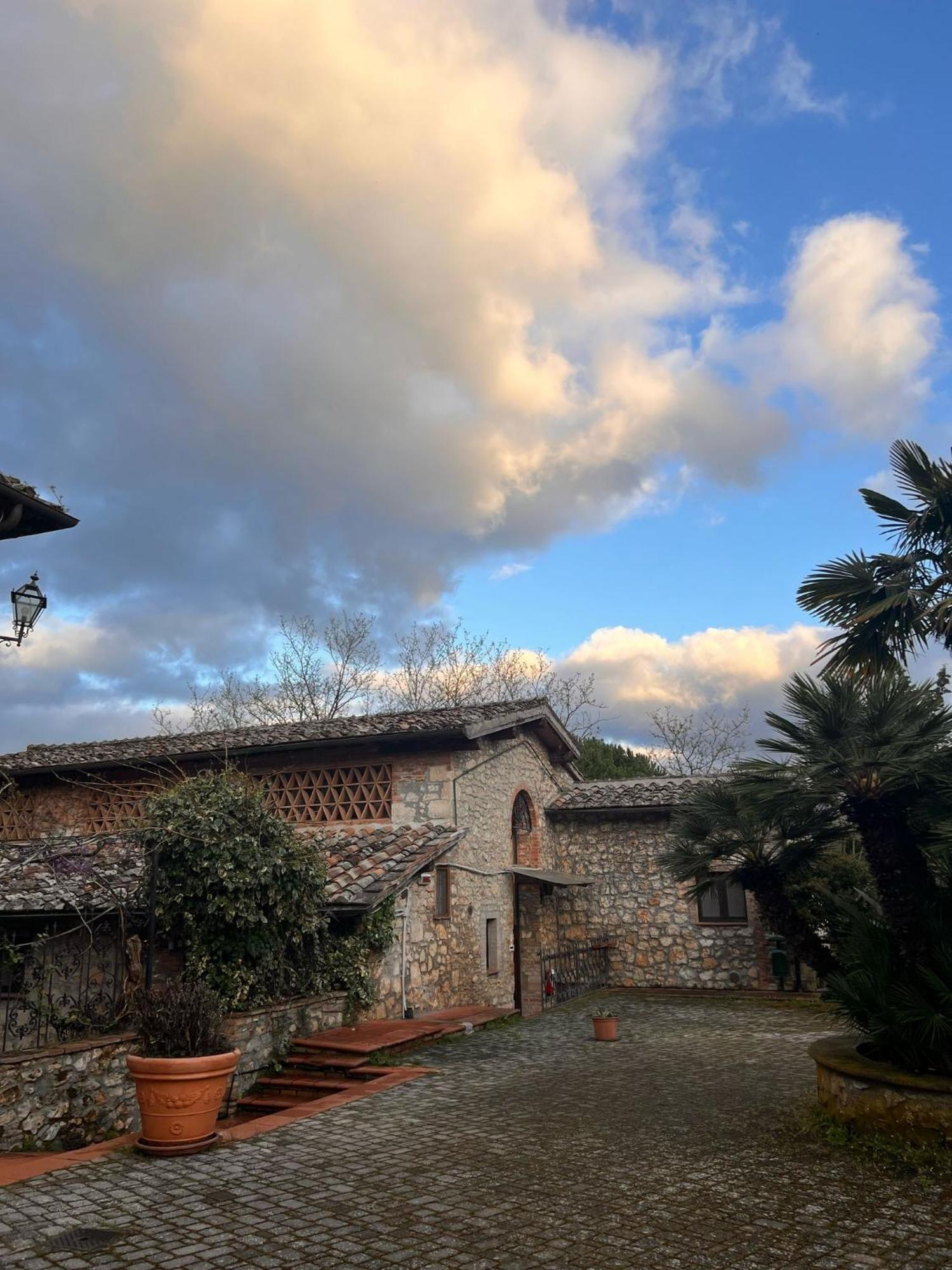 Hotel Il Pietreto Colle Val D'Elsa Luaran gambar