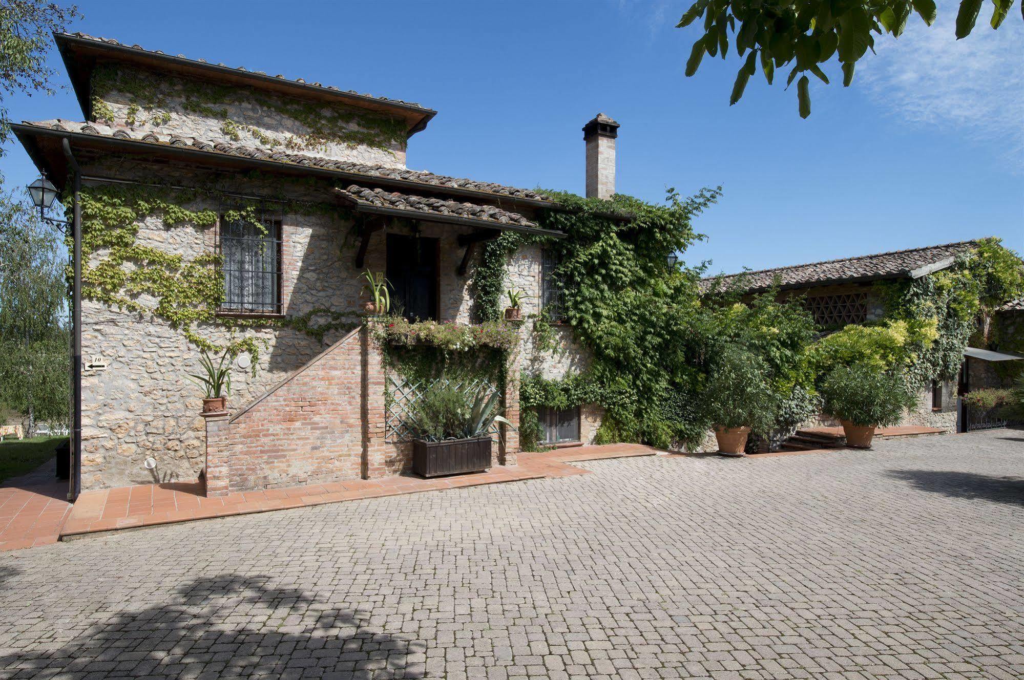 Hotel Il Pietreto Colle Val D'Elsa Luaran gambar
